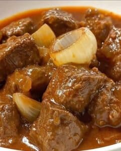 Carne Estofado: Receta Familiar con Sabor Casero 2 Carne Estofado