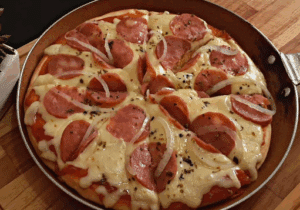 Pizza Casera en Sartén: Receta Fácil y Rápida 2 Pizza Casera en Sartén